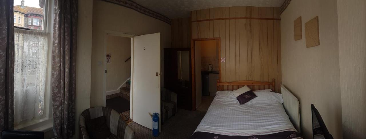 2 Berth Ground Floor Flat Apsley 2 Apartment Great Yarmouth Bagian luar foto
