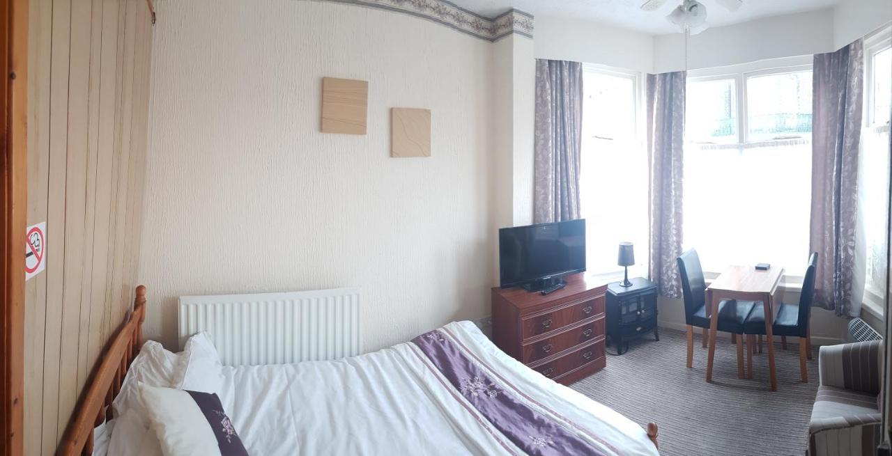 2 Berth Ground Floor Flat Apsley 2 Apartment Great Yarmouth Bagian luar foto